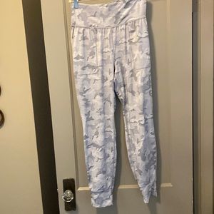 Gap Fit Workout Joggers